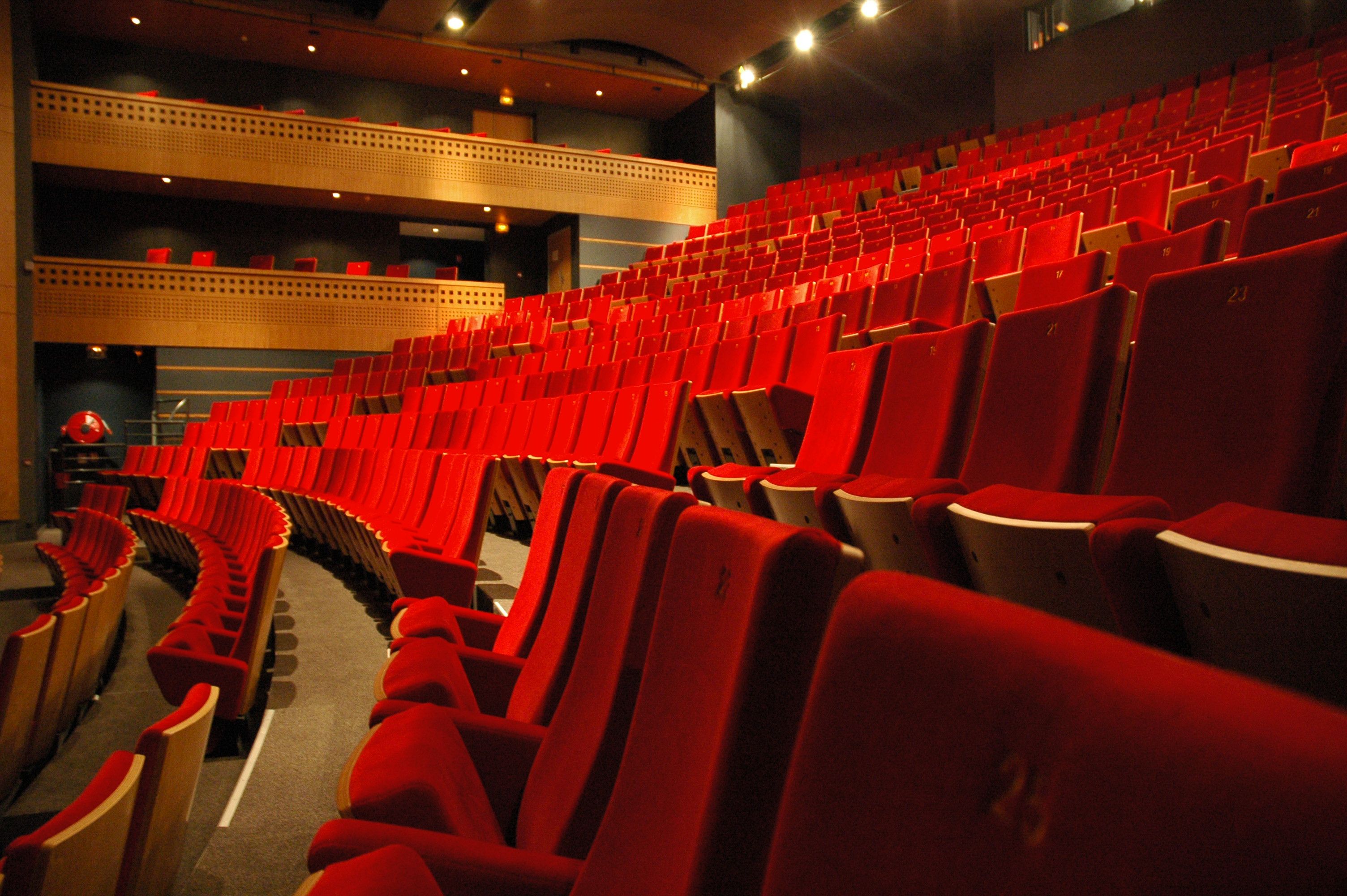 salle theatre laval